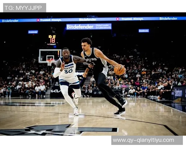 华子康利兰德尔缺席季前赛戈贝尔迪文迪林厄姆领衔首发对阵掘金