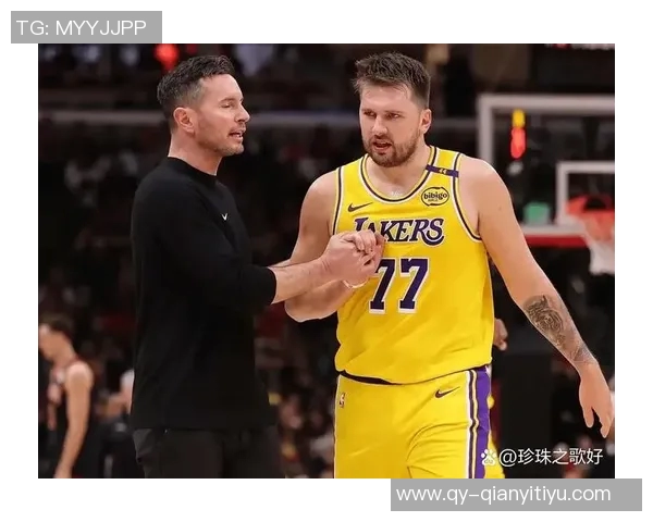 湖人与转播商签下每年15亿美元合同金额是其他球队的三倍 湖人与转播商签下每年15亿美元合同金额是其他球队的三倍