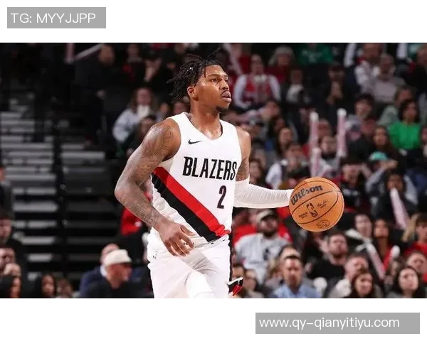 凯莱布乐福替补出战26分钟表现抢眼三分球命中率高达375贡献13分5板4助 凯莱布乐福替补出战26分钟表现抢眼三分球命中率高达375贡献13分5板4助